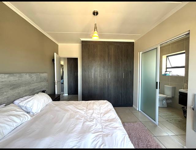 3 BEDROOM APARTMENT TO LET IN PARKLANDS